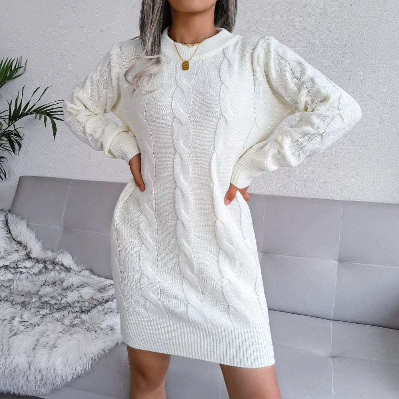 Robe pull brodée bohème