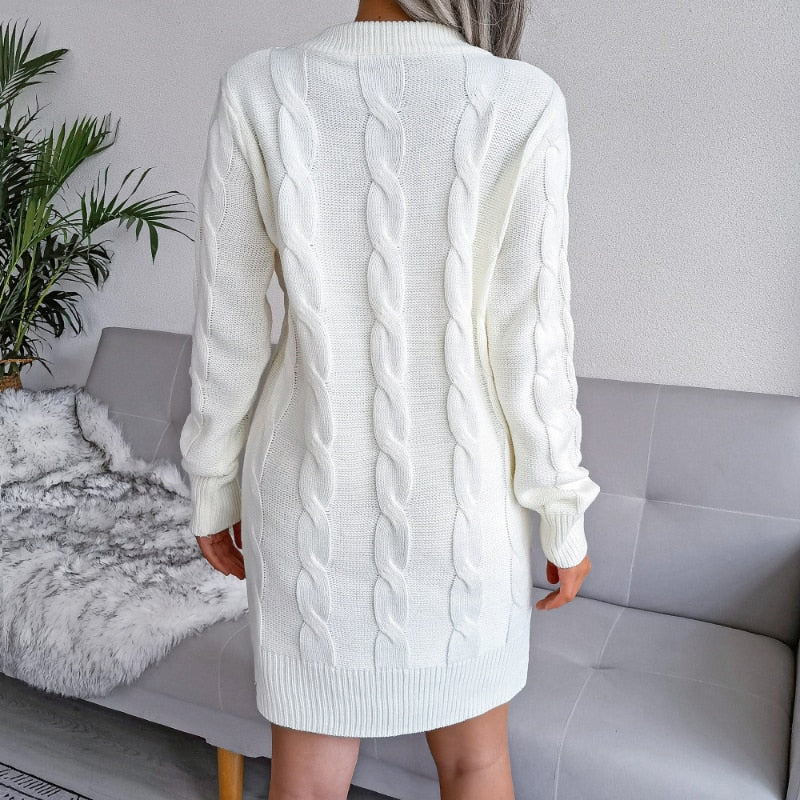 Robe pull brodée bohème