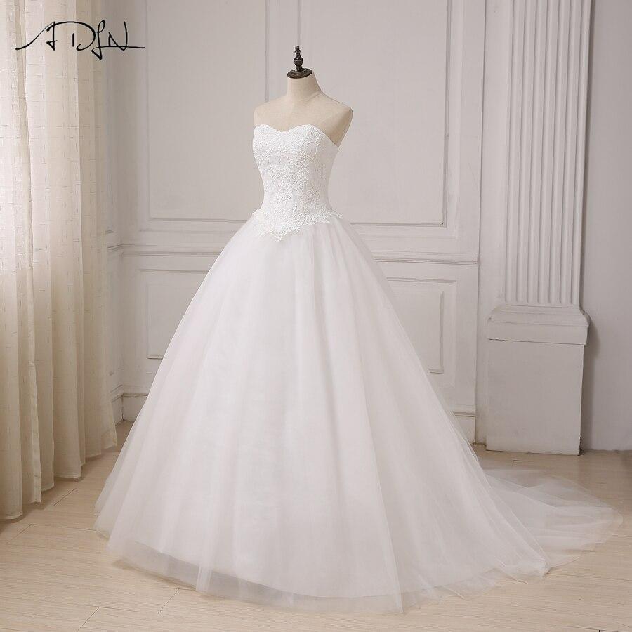 Robe de mariée chic et sobre bohème