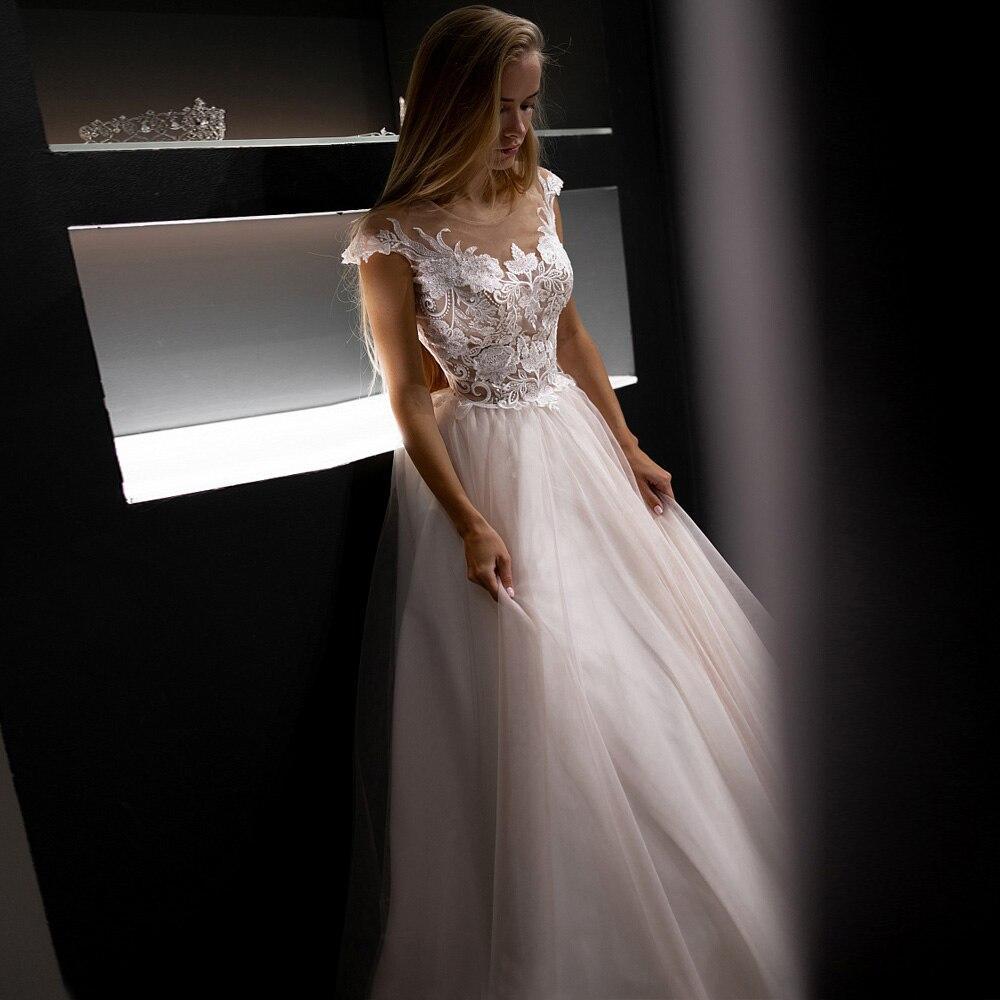 Robe de mariée simple bohème chic