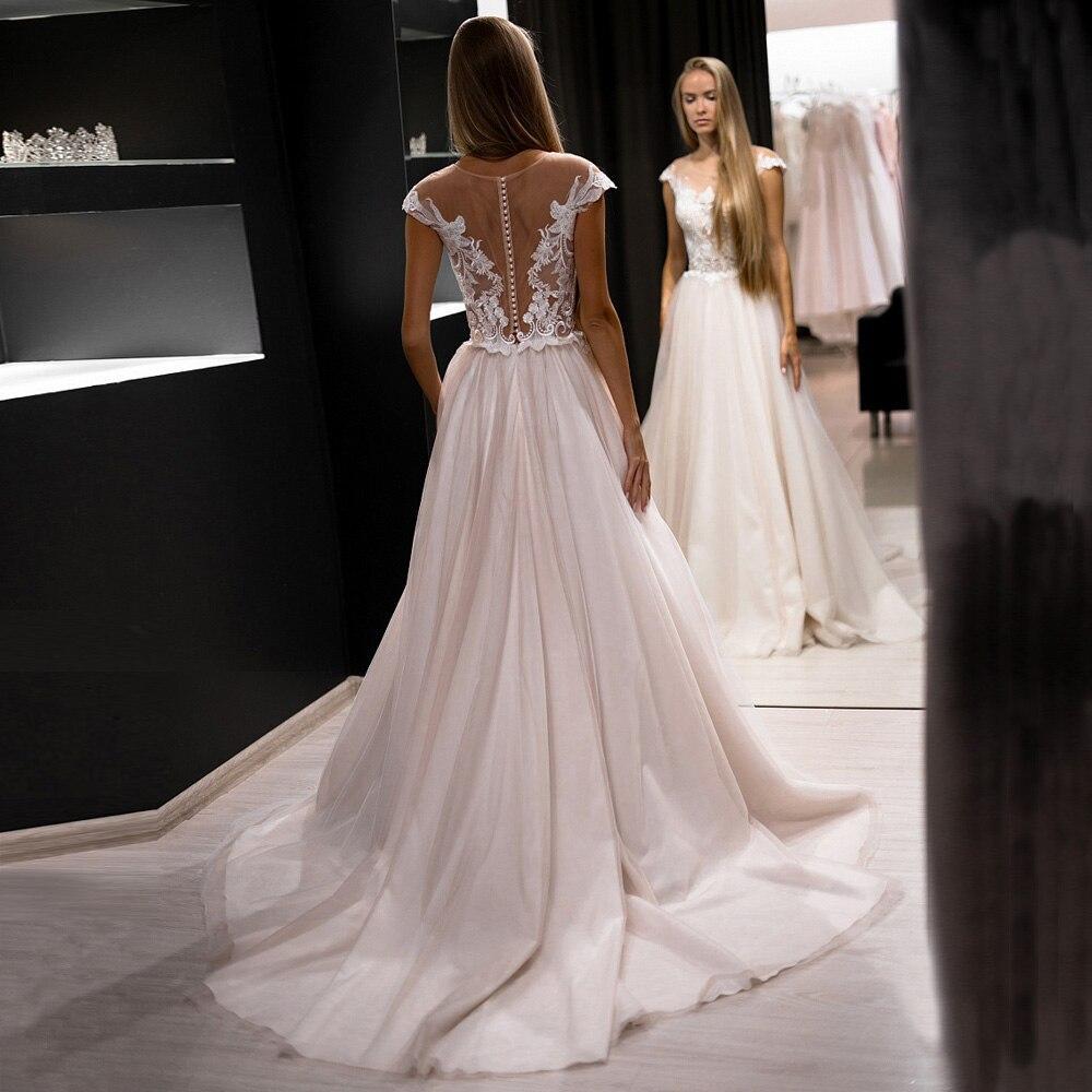 Robe de mariée simple bohème chic