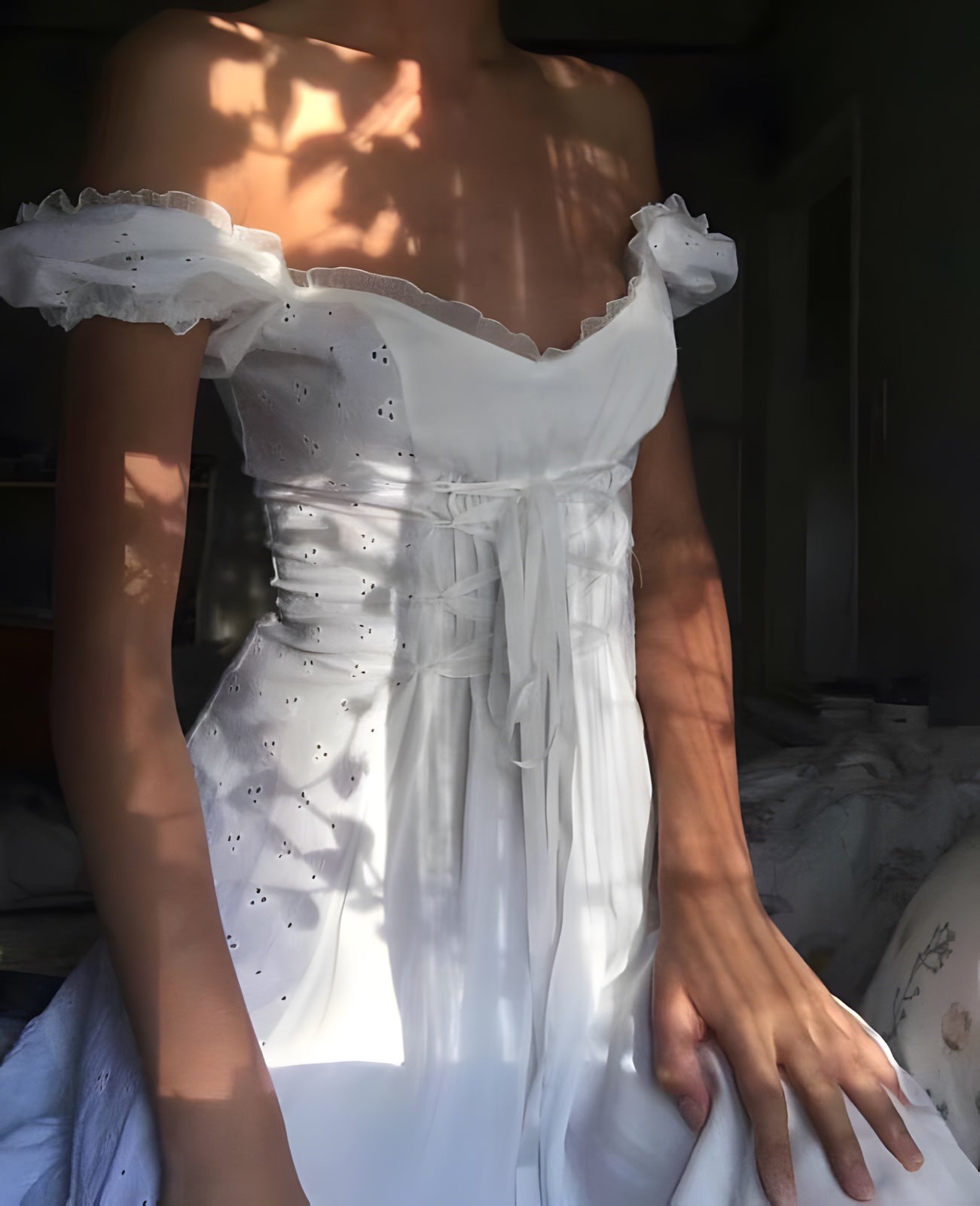 Robe blanche avec manche
