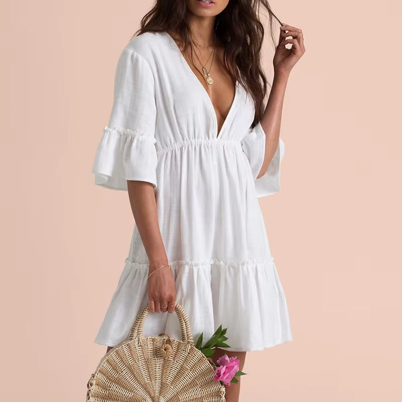Robe Bohème Courte Blanche à Dos Nu et Volants