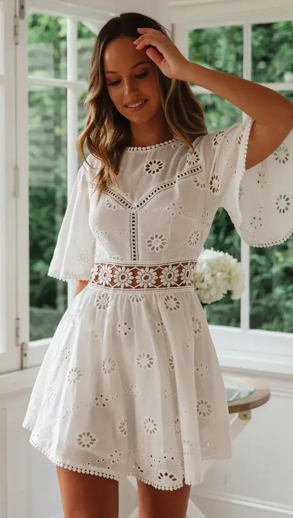 Robe boho courte blanche