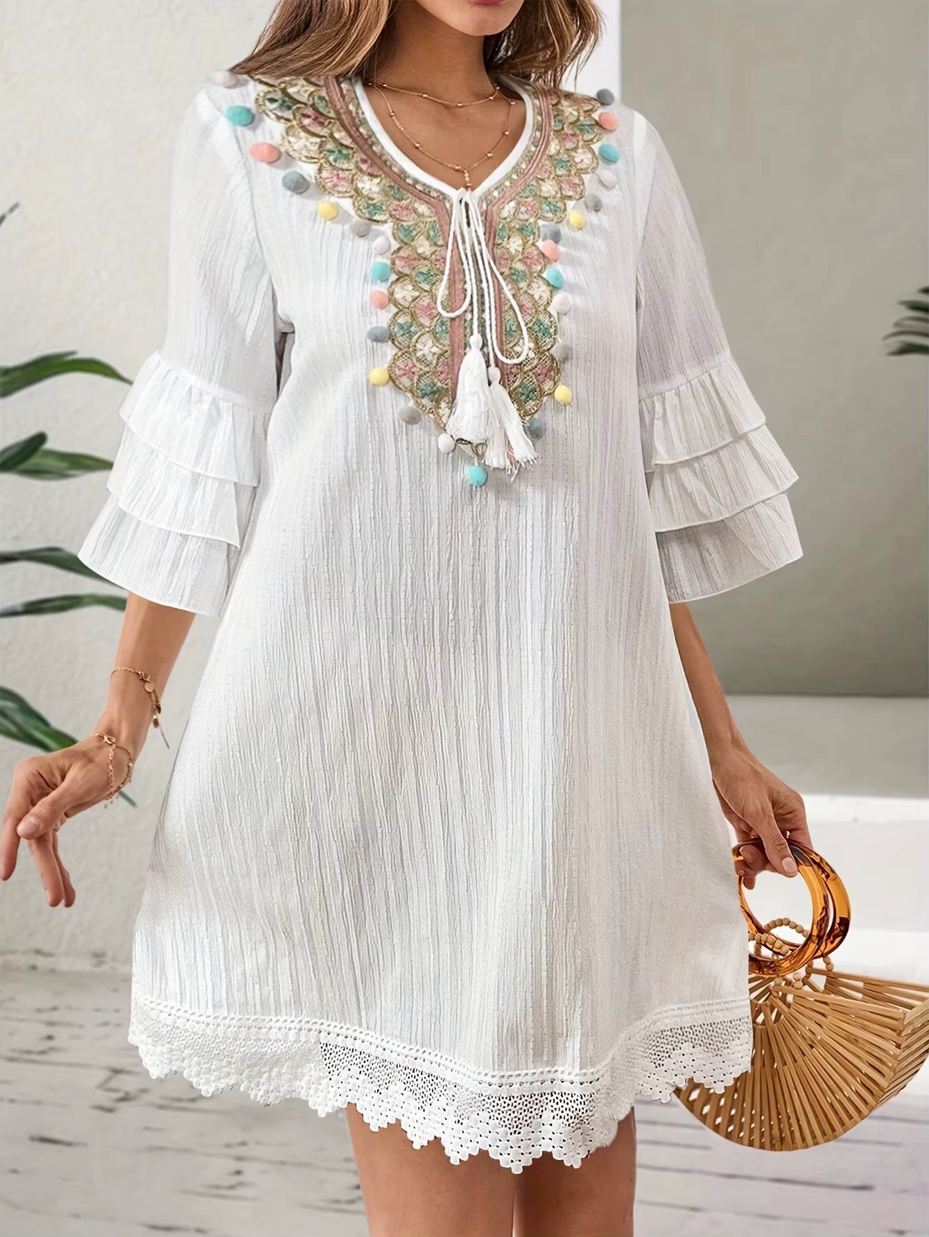 Robe Courte Bohème à Pompons et Broderies