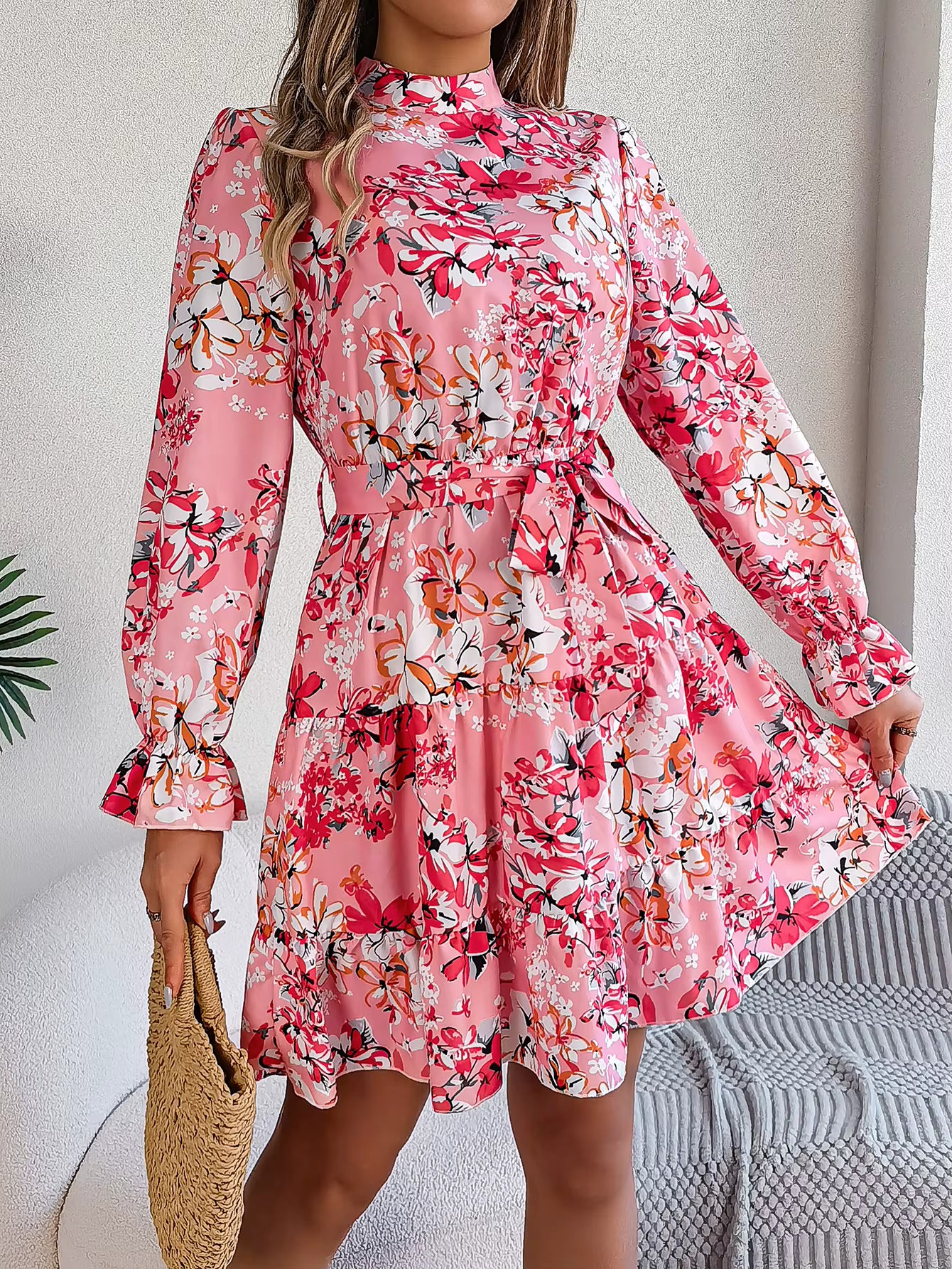Robe Bohème Fleurie Courte à Manches Volantées