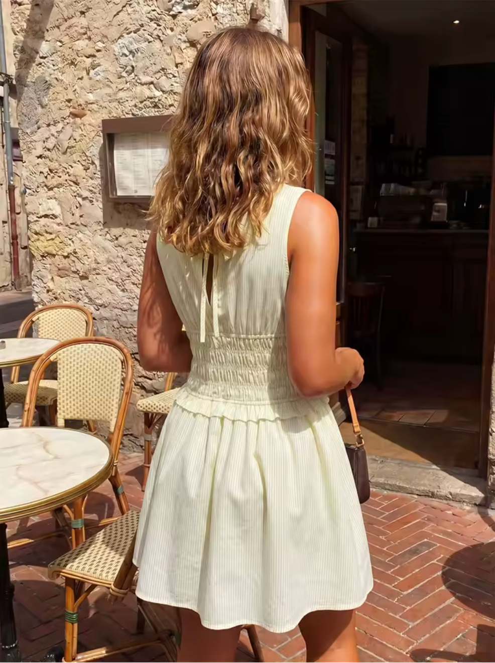 Robe Bohème Courte Rayée à Taille Smockée