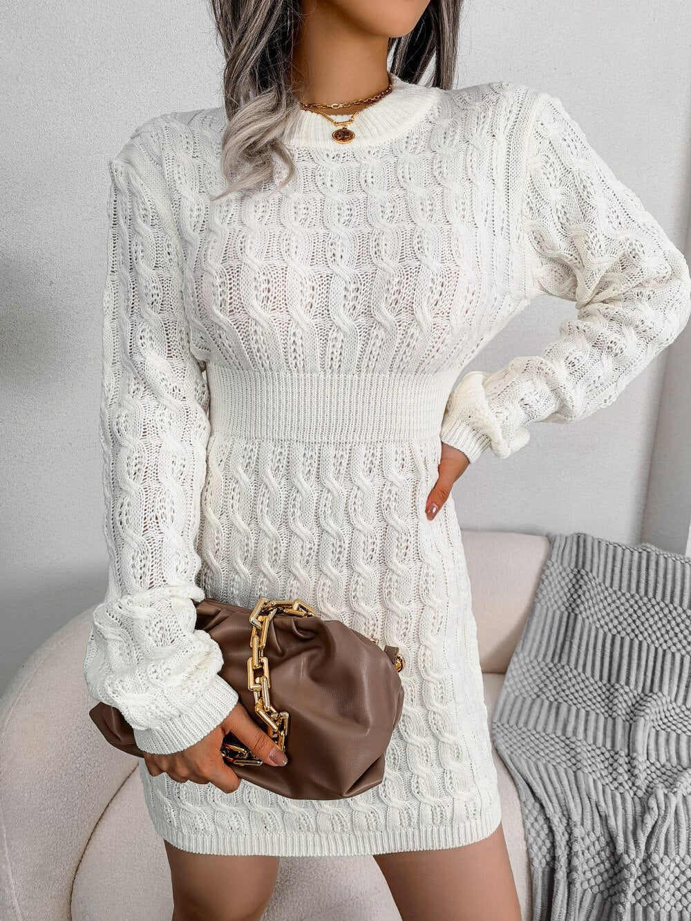 Robe pull brodée bohème
