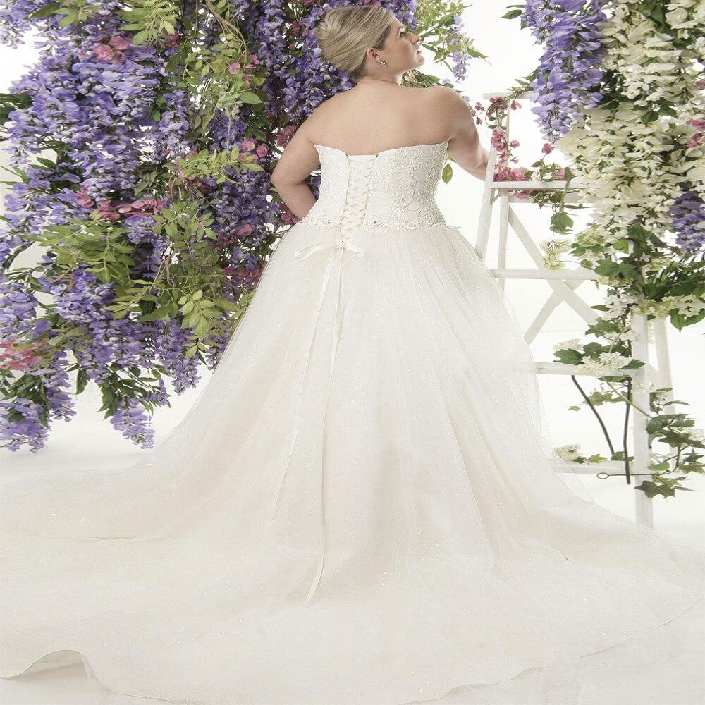 Robe de mariée bohème chic pour ronde
