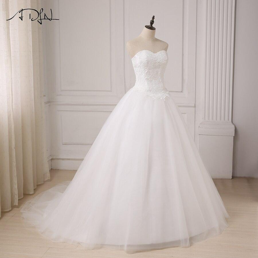 Robe de mariée chic et sobre bohème