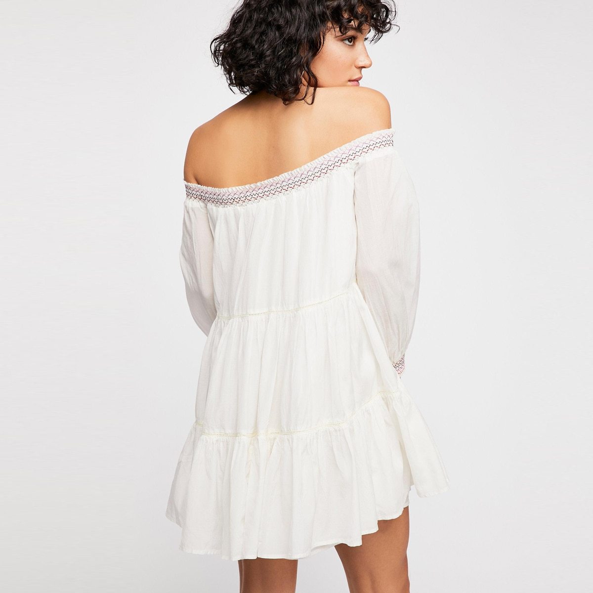 Robe hippie blanche fleurie