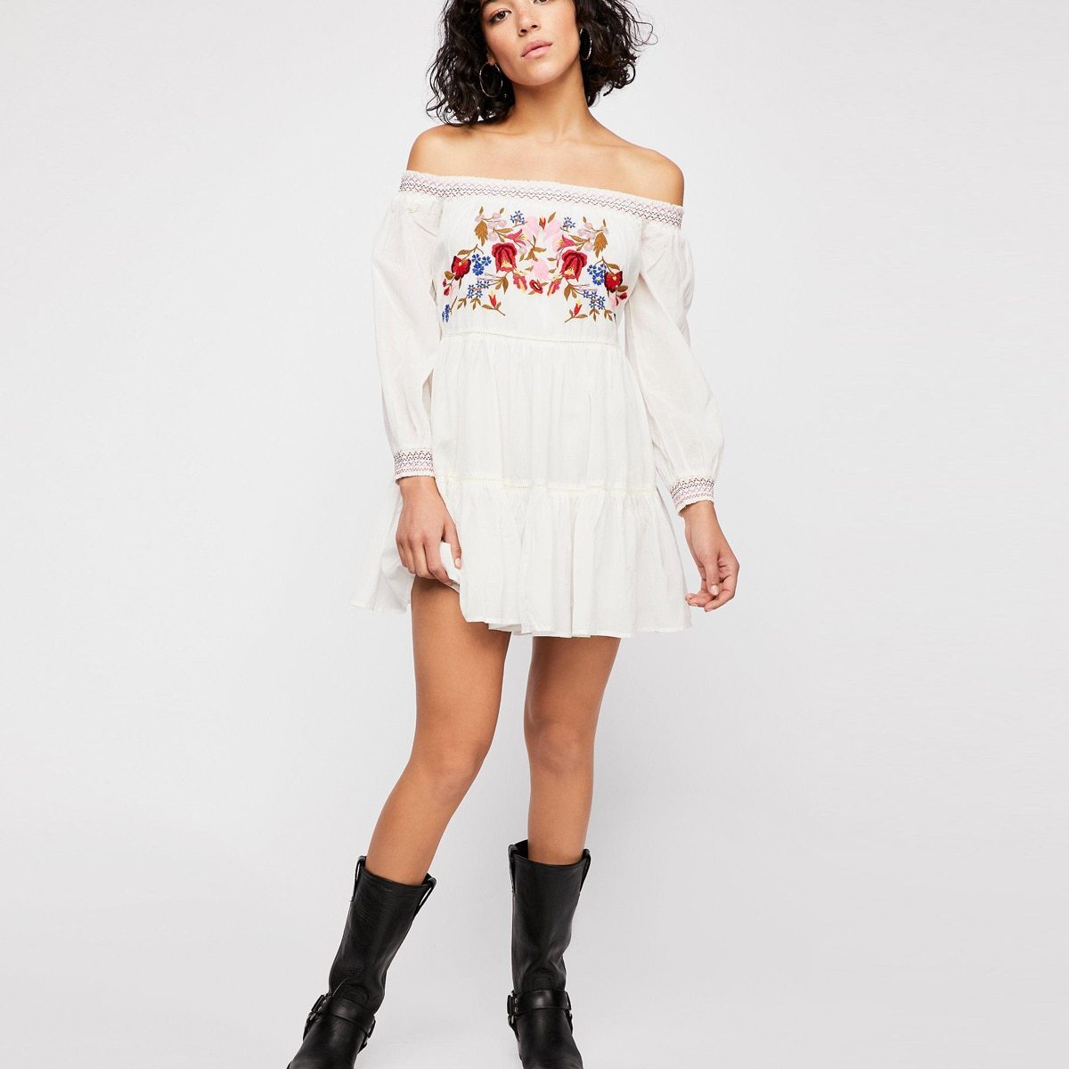 Robe hippie blanche fleurie